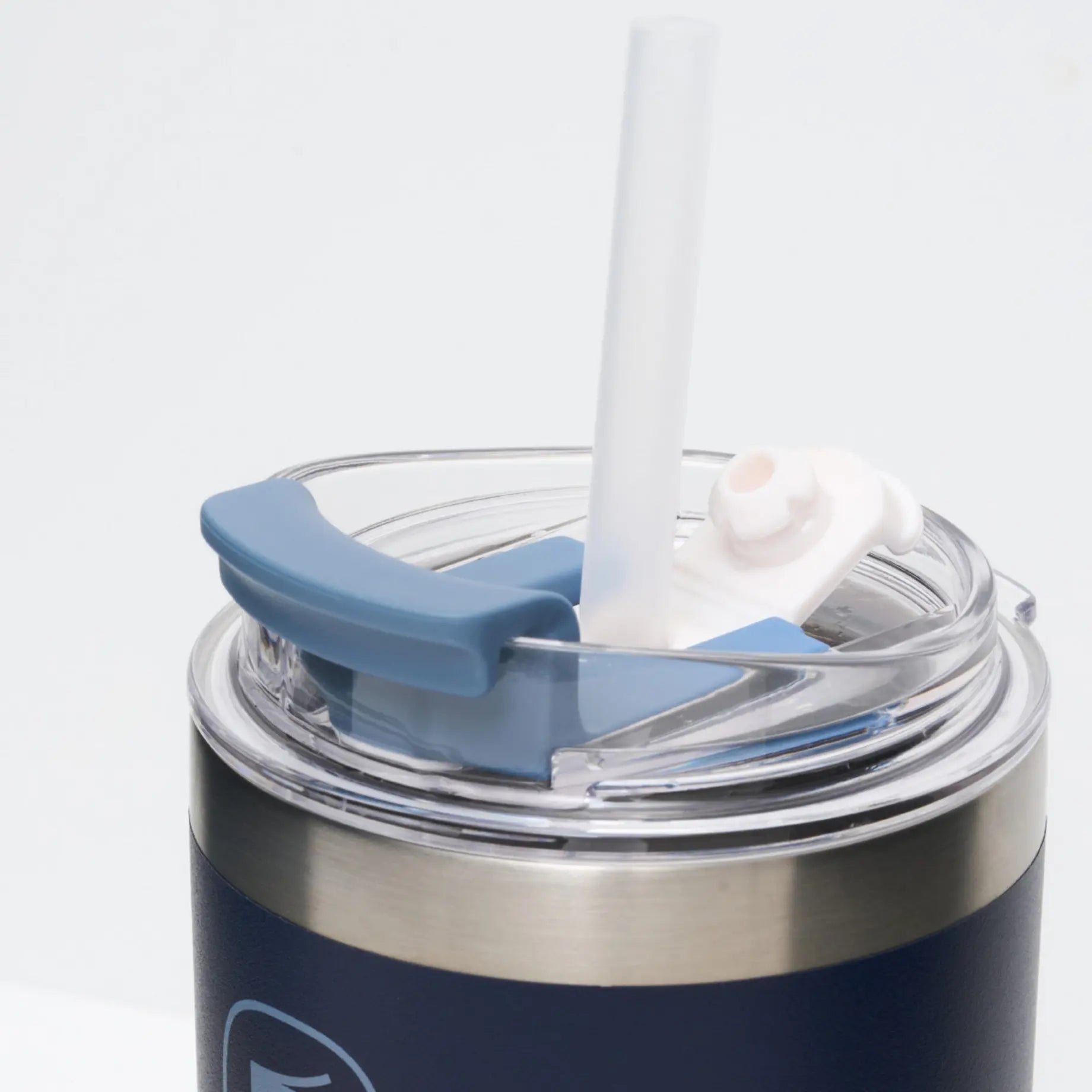 Big T tumbler 1,1 Liter von der Marke Tupperware / in der Farbe Dunkelblau / Isolierbecher / Isoliergefäß / Thermobecher / Ideal für Unterwegs / hält Getränke Heiß und Kalt / Hier direkt online kaufen