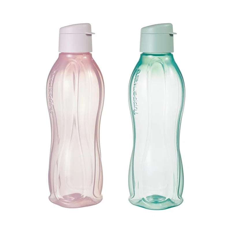Tupperware Trinkflaschen 750 ml | EcoEasy | 2 Stück | Salbei · Rosé 11185993 Iconic Bestseller / Tupperware EcoEasy Trinkflasche 750 ml, 2er-Set in Salbei und Rosé – Mehrwegflaschen aus recyceltem Eco+ Material