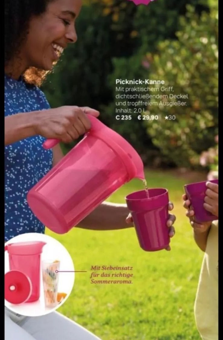 Aloha Picknick Kanne mit Sieb von der Marke Tupperware / 2L Fassungsvermögen / Perfekt für Fruchtsaft, Eistee oder Mixgetränke / mit Aroma Einsatz der sich Ideal eignet für Beeren, Minze, Basilikum oder ähnliches / Farbenfrohe Trinkkanne / Hier direkt online kaufen