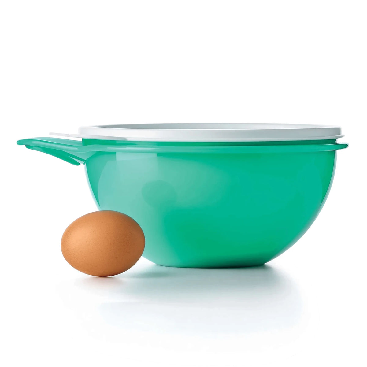 Tupperware Maximilian Mini 1,4 L Grün, Größenvergleich mit einem Ei