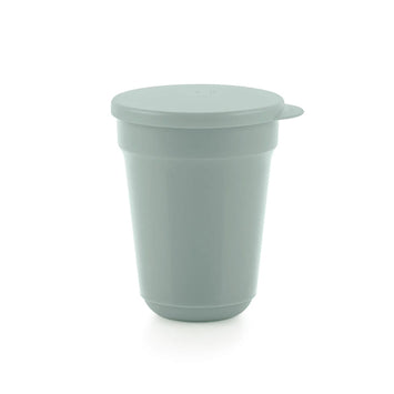 Aloha Becher 470ml mit Deckel, von der Marke Tupperware in der Farbe Grün / Platzsparend / Perfekt für Unterwegs / In Ergonomischer Form / Leichtes aber Stabiles Material /  Hier direkt online kaufen
