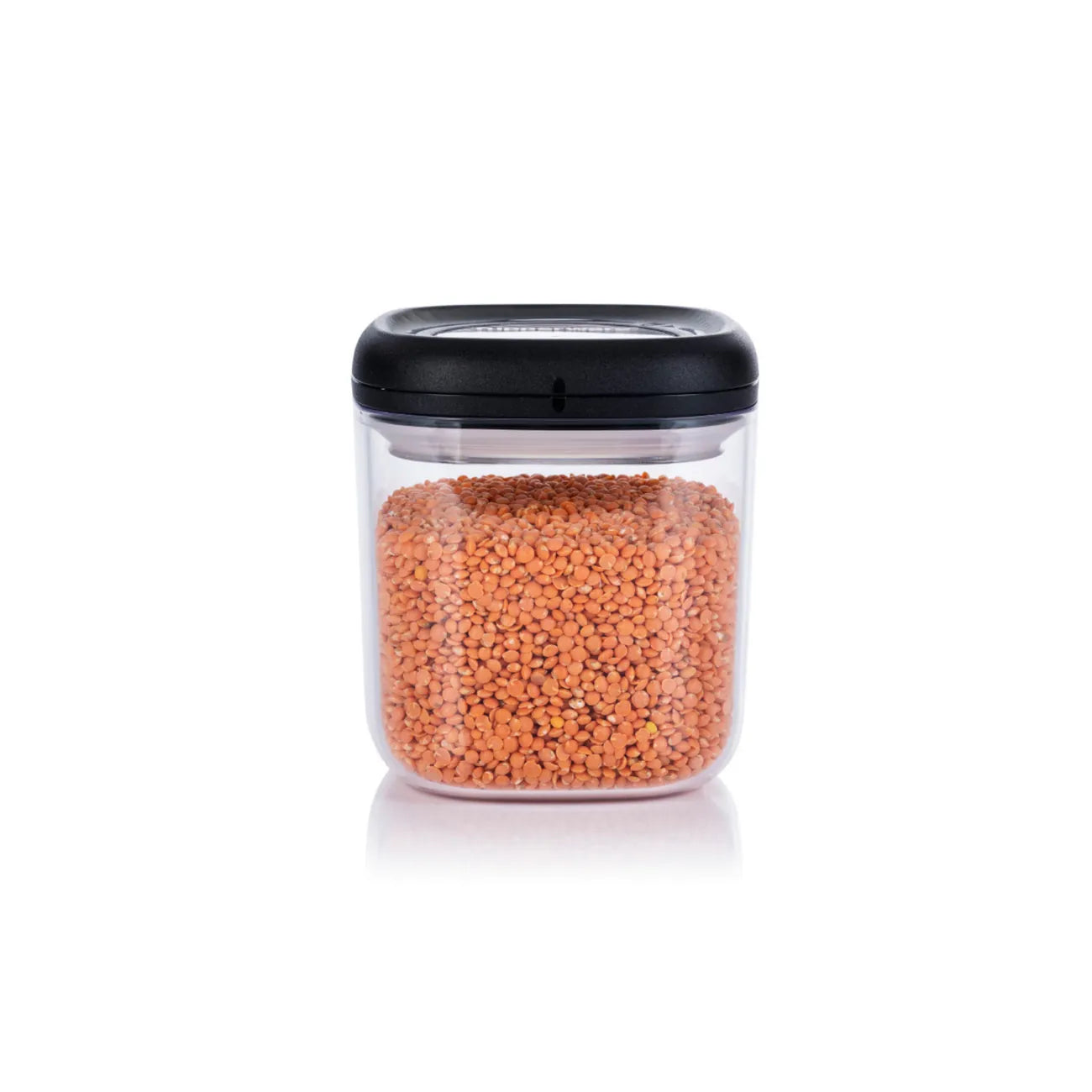 Twist N Fresh 720 ml Frische Behälter von der Marke Tupperware / mit Twist & Fresh Drehsystem / für Trockenvorrat Haltung / Vorratsdose / mit Praktischen Sichtfenstern / ein echter Hingucker in jedem Vorratsschrank / Stapelbar / Ansicht von der Seite Behälter mit Linsen gefüllt / Hier direkt online kaufen