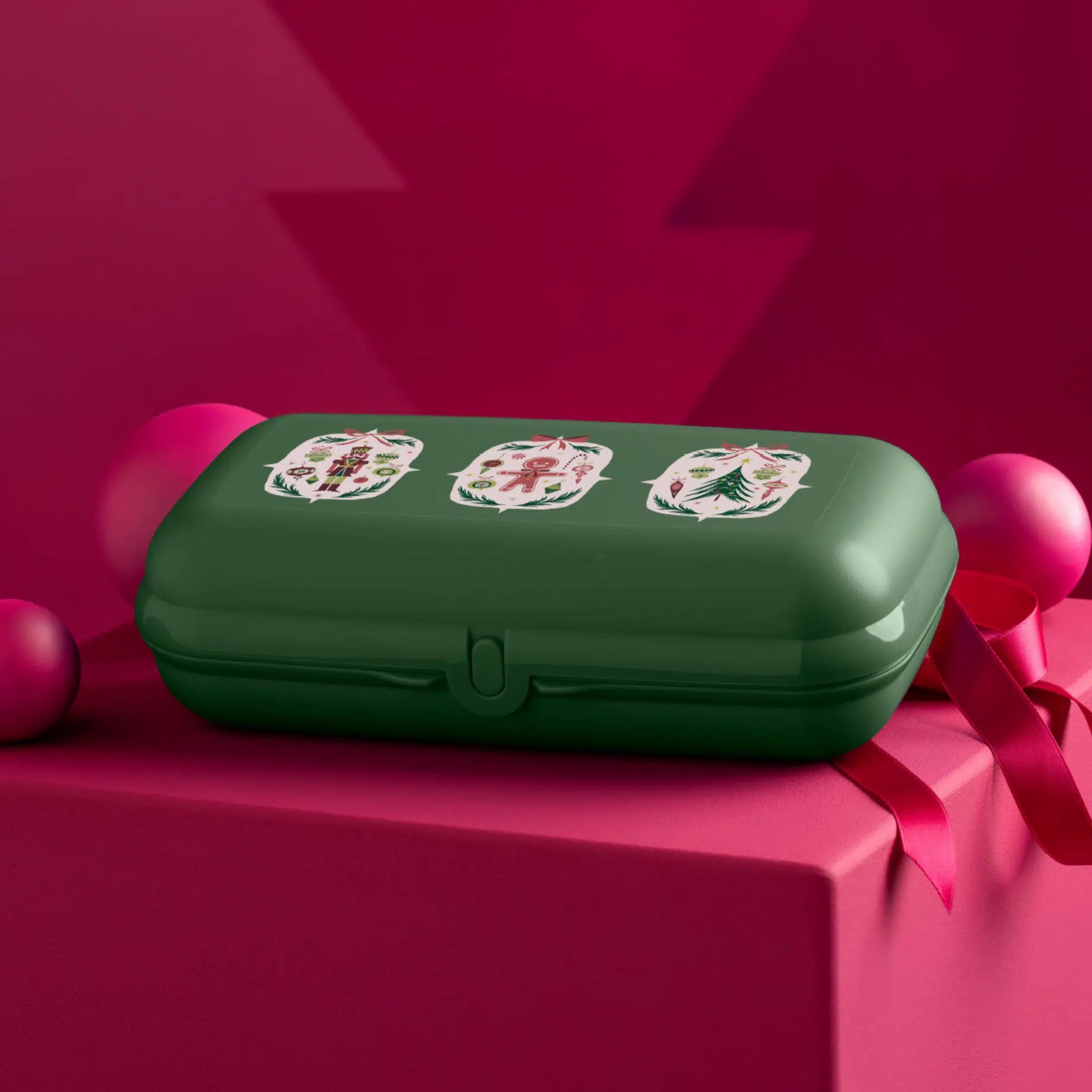 Maxi Twin Oyster Grün Xmas von der Marke Tupperware / Brot und Lunchbox / mit Weihnachtlichen  Design / Robuste Brotbox / Perfekt zum Mitnehmen oder Verschenken / Kinder freundlicher Verschluss / Vielseitig einsetzbar / Ansicht von Vorne 1 / Hier direkt online kaufen
