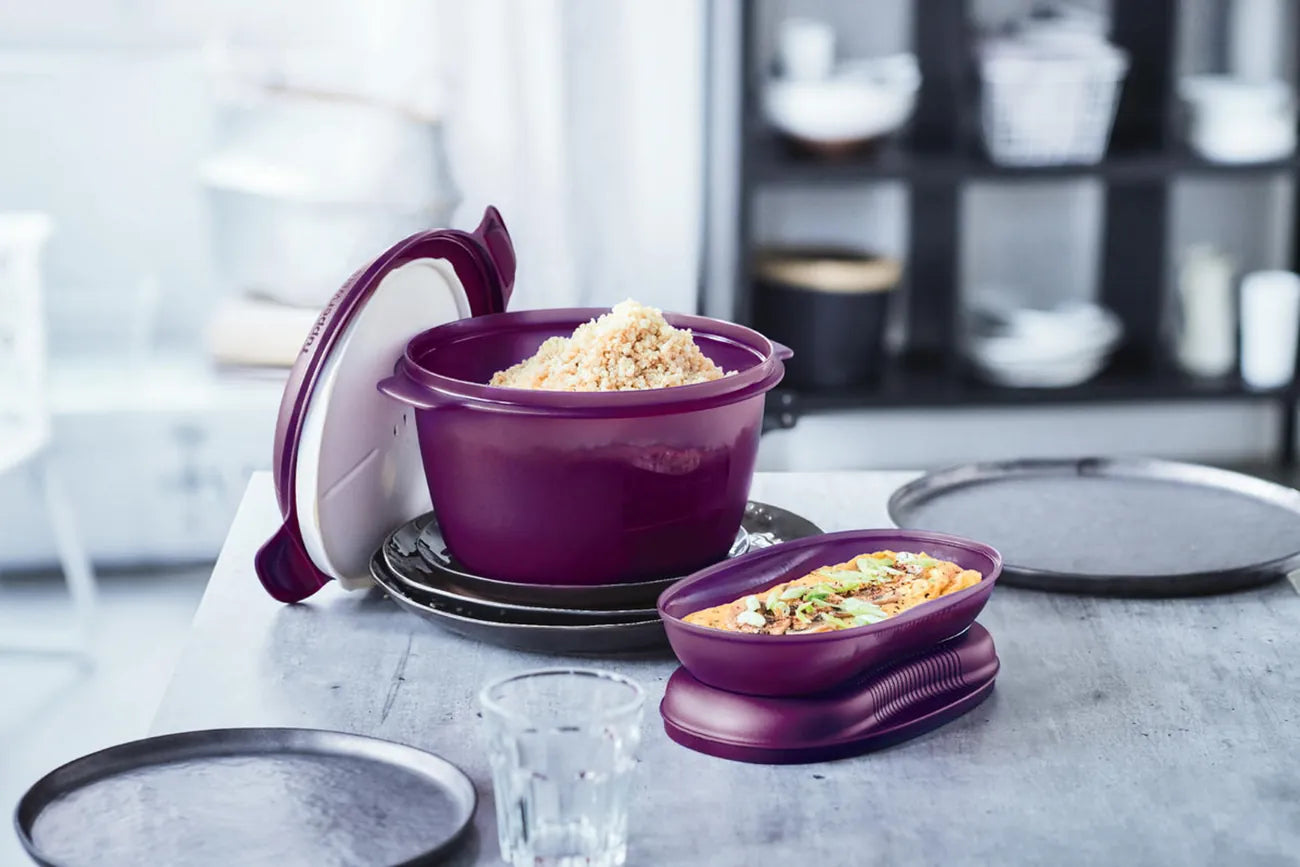 Großer Reis-Meister 3 L von der Marke Tupperware / in der Farbe Lila / Mikrowellen Reis-Kocher / zum kochen von Reis oder Getreide / mit Cleveren Einsatz der das Überkochen verhindert / Hier direkt online kaufen 