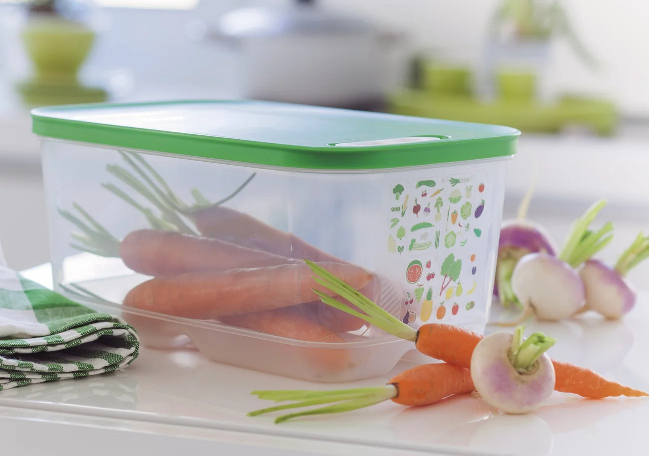 KlimaOase 4,4 L Frischhaltebox von der Marke Tupperware / Nachhaltig und Effizient / Verlängert die Haltbarkeit von Obst und Gemüse / Stapelbar / Einzigartiges System zur Regulierung von Luftmenge und Feuchtigkeit / mit integriertem Frischegitter gegen überschüssige Feuchtigkeit / Hier direkt online kaufen