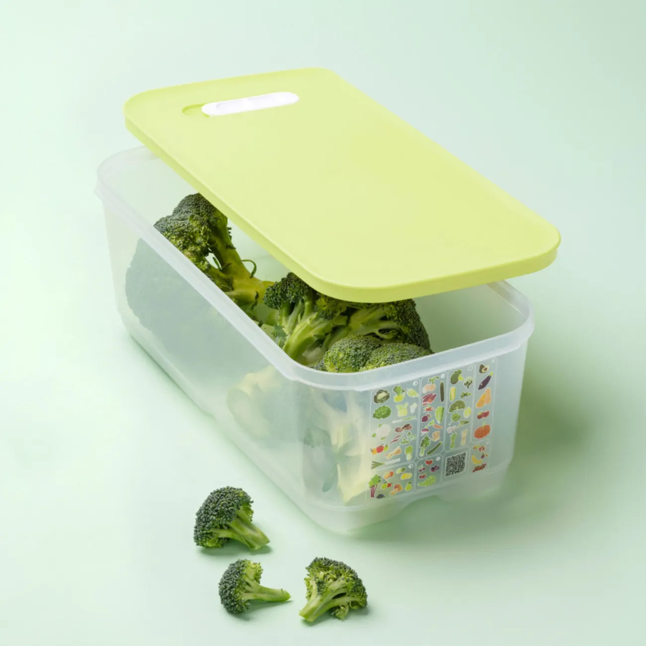 KlimaOase 6,1 L Frischhaltebox von der Marke Tupperware / Nachhaltig und Effizient / Verlängert die Haltbarkeit von Obst und Gemüse / Stapelbar / Einzigartiges System zur Regulierung von Luftmenge und Feuchtigkeit / mit integriertem Frischegitter gegen überschüssige Feuchtigkeit / Hier direkt online kaufen