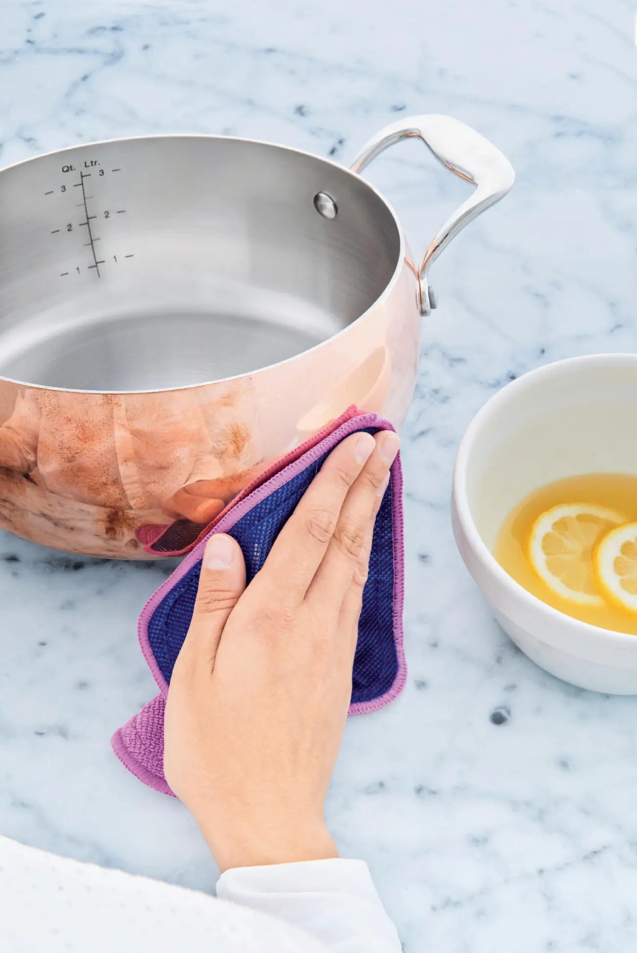 FaserPro UltraStark für die UltraPro Serie von der Marke Tupperware / Reinigungstuch / zum leichten Reinigen von Töpfen, Ceran Kochfeldern und Spülbecken / Beidseitig nutzbar / Mikrofasertuch / Hier direkt online kaufen 