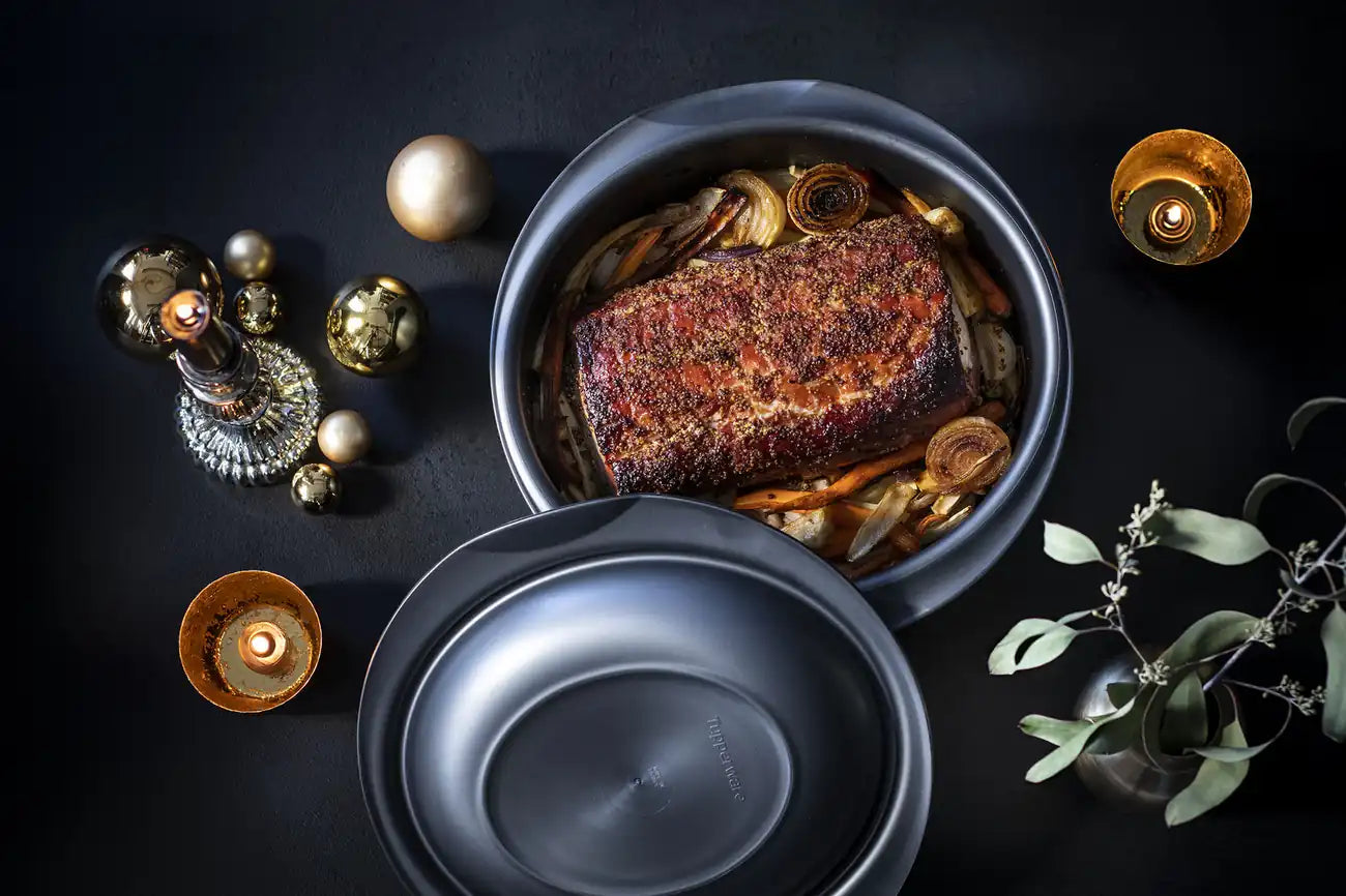 UltraPro 5 L Kasserolle Oval von der Marke Tupperware / zum Garen, Braten, Überbacken und Servieren / Ideal für ein ganzes Hähnchen / Superleicht / Spülmaschinenbeständig / Mikrowellen und Backofen geeignet / Hier direkt online kaufen 