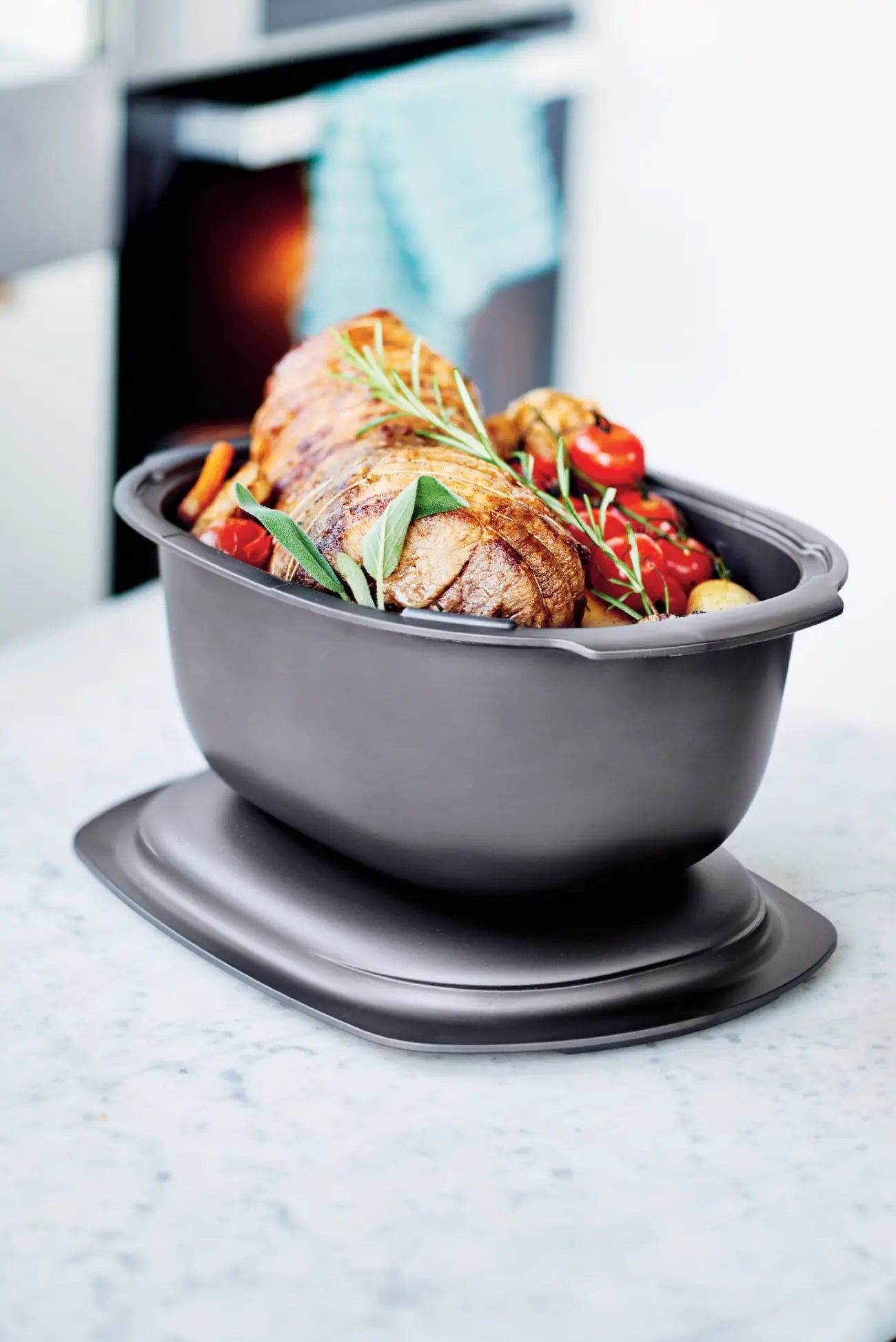 UltraPro Gartopf von der Marke Tupperware / leichter als Guseisern / für Mikrowelle und Backofen / Hier direkt online kaufen