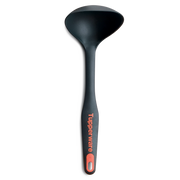 Griffbereit Schöpflöffel von der Marke Tupperware / mit ergonomischen Griff / mit gerade abgeflachter Vorderkante zum Idealen Schöpfen / Hier direkt online kaufen 