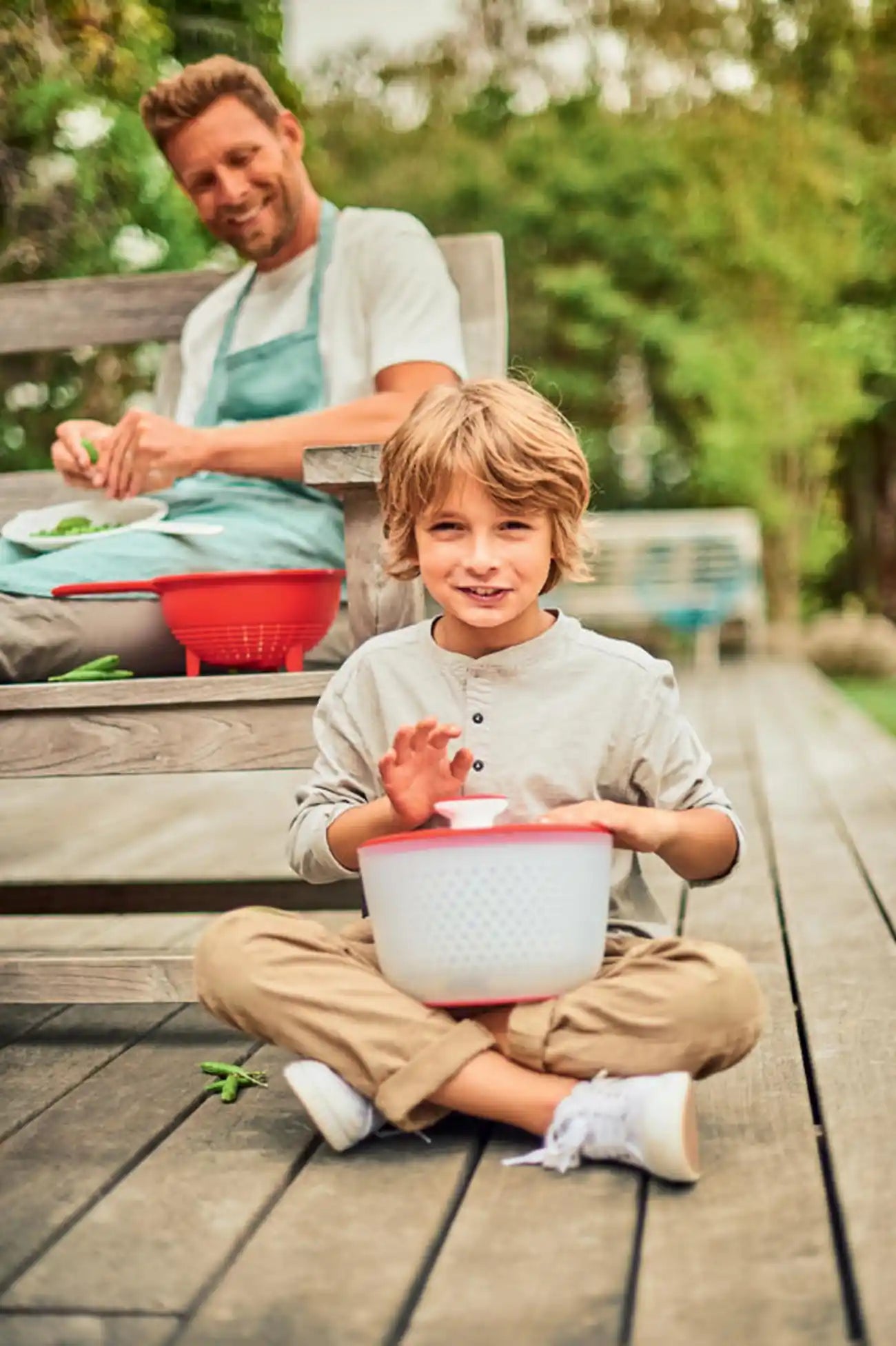 Salat Karussell 3,9 L von der Marke Tupperware / Salatschleuder, Frischhalte-/ Servierschüssel / zum Salat Schleudern, waschen und Trocknen / mit Siebeinsatz / Hier direkt online kaufen