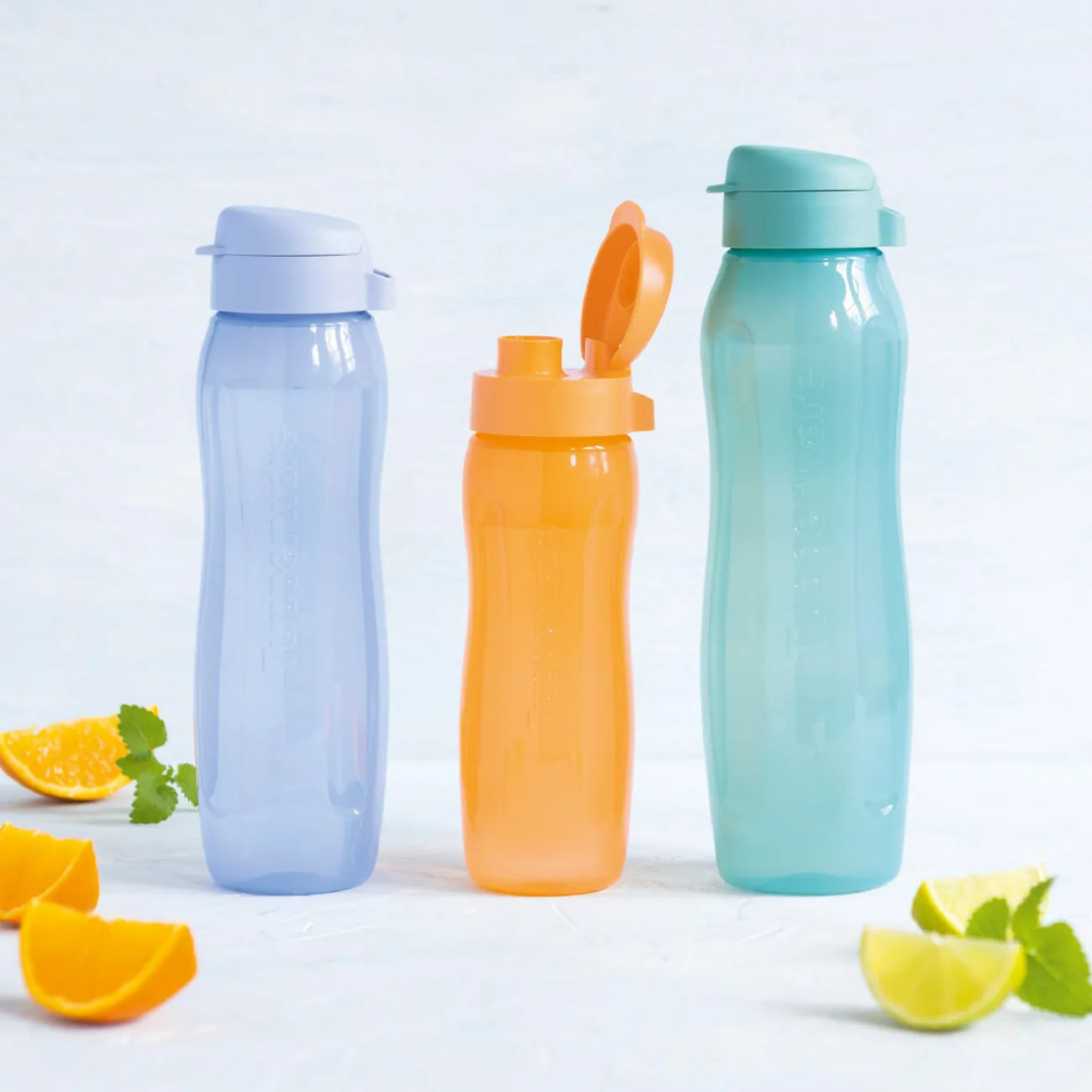 EcoEasy Trinkflasche 750 ml Flieder von der Marke Tupperware / in der Farbe Flieder / Trinkflasche / Wasserflasche / Perfekt für Unterwegs / Hier direkt online kaufen