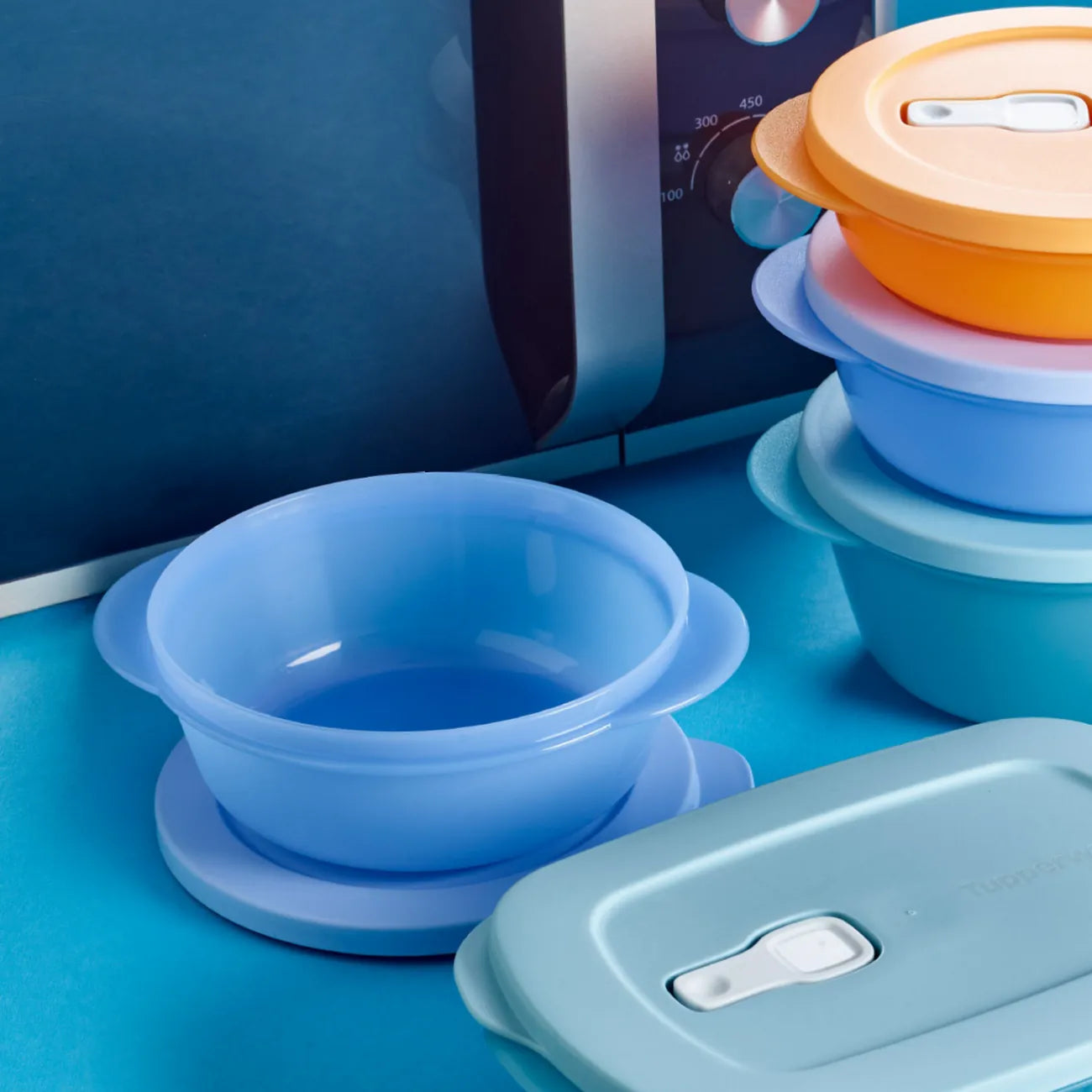 CrystalWave 560ml Mikrowellenbehälter von der Marke Tupperware / in der Farbe Flieder / zum Vorkochen, mitnehmen und aufwärmen / Dichtschließender Deckel mit Ventil / Hier direkt online kaufen