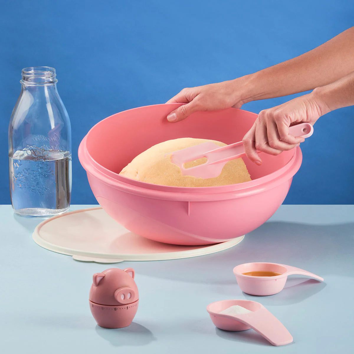 Peng-Rührschüssel 6L von der Marke Tupperware / luftdichter & auslaufsicherer Deckel / spülmaschinengeeignet / Hier direkt online Kaufen