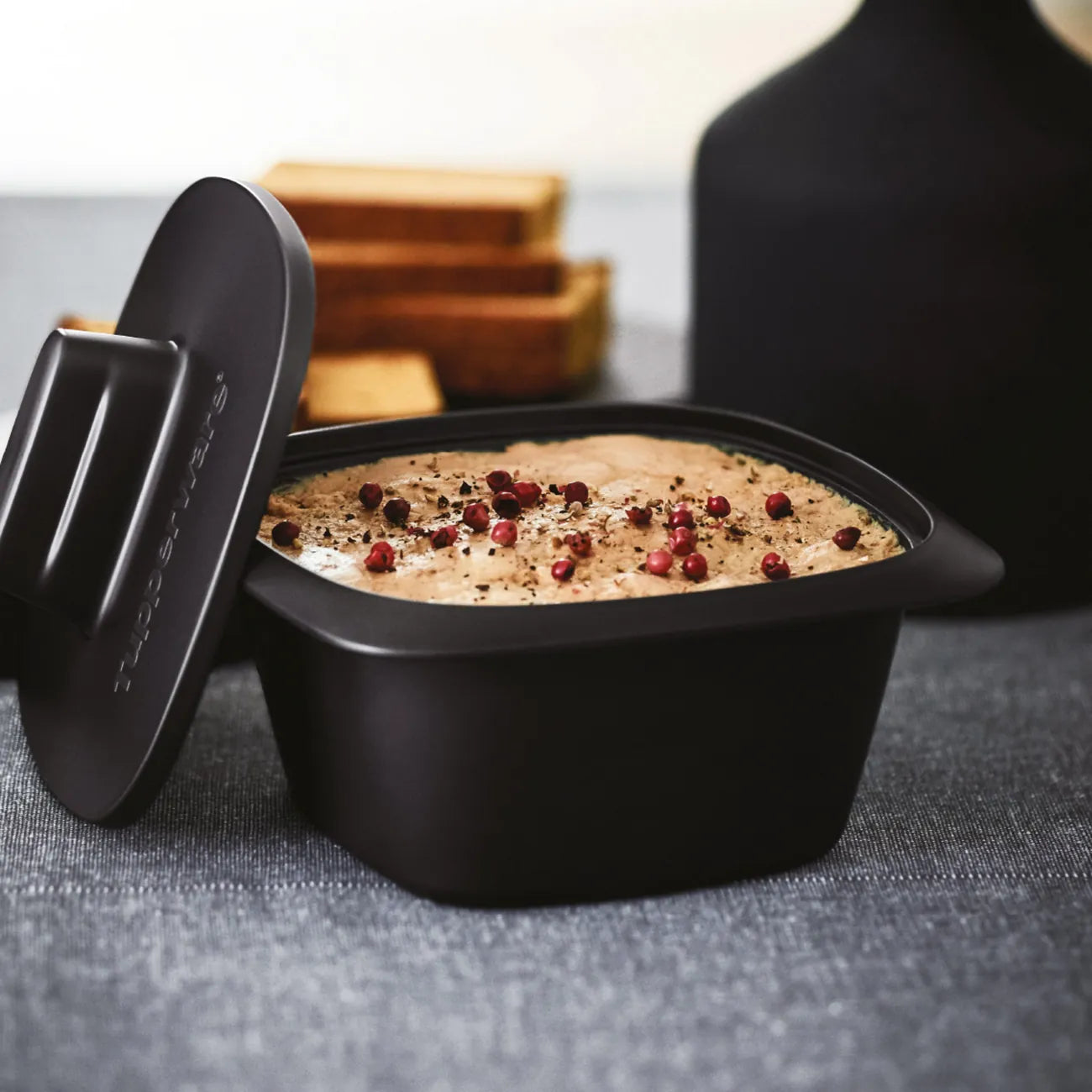 UltraPro Gartöpfchen 500ml von der Marke Tupperware / Auflaufform / Gartopf / Super leichtes Material / für Mikrowelle und Backofen geeignet / Hier direkt online kaufen