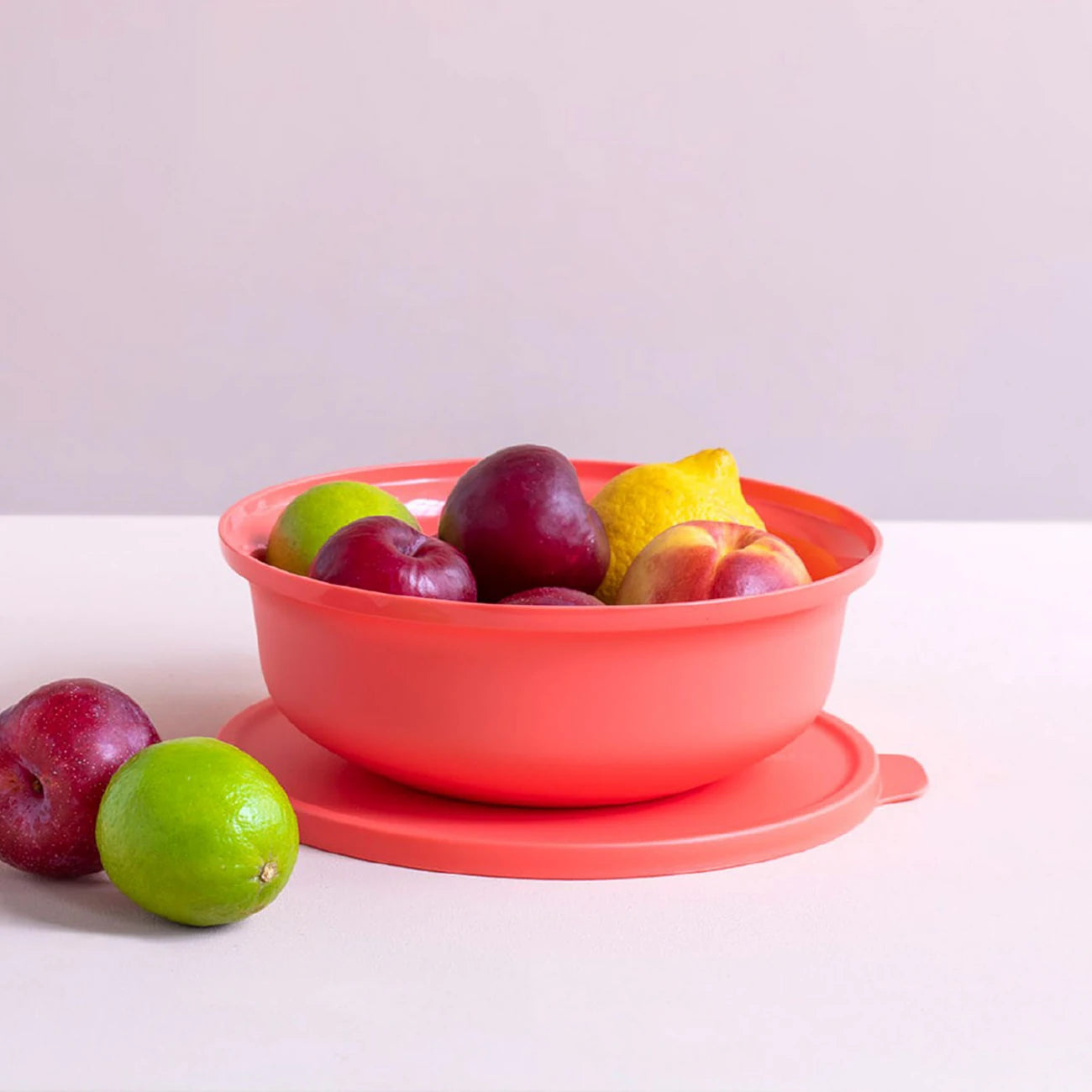 Aloha Servierschale von der Marke Tupperware / mit luft- und wasserdichtem Deckel / Ideal fürs Buffet und zum Transportieren / modular Stapelbar / Platzsparend ineinander Stapelbar / Servier Schüssel / Hier direkt online kaufen