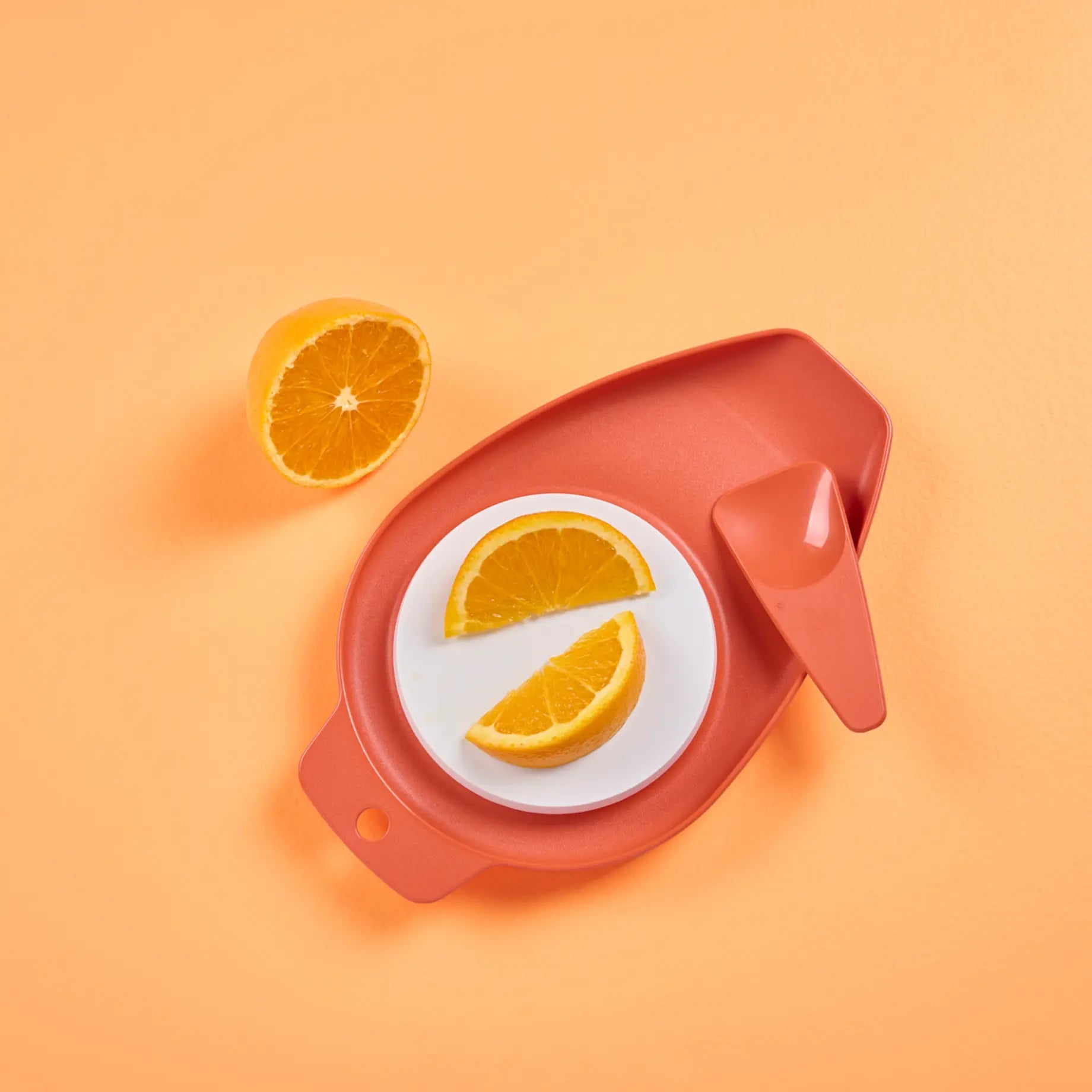 D014 Mamsell kleines Schneidebrett von der Marke Tupperware / Ideal zum schneiden von frischen Obst und Gemüse / mit Saftrille / Hier direkt online kaufen