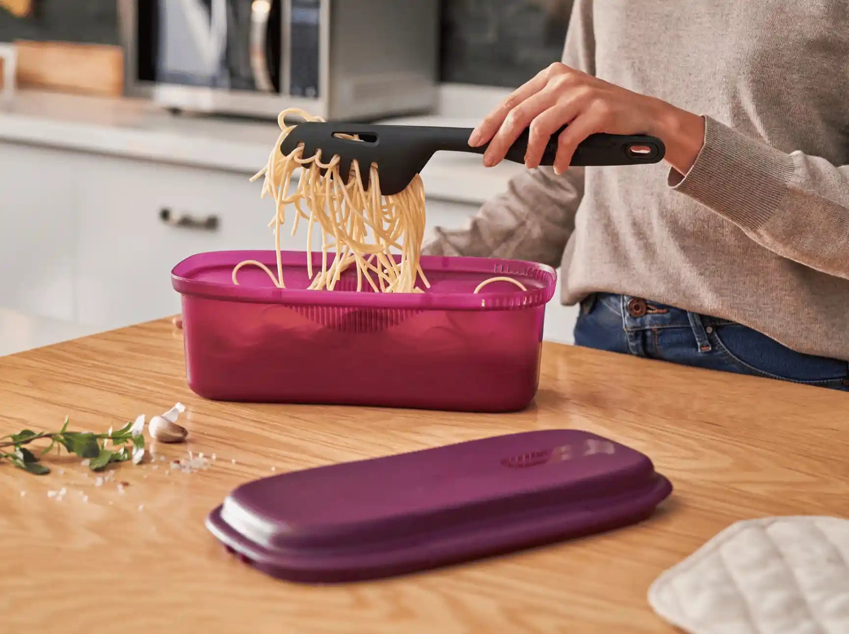 Mikro Meister von der Marke Tupperware /  energiesparend / Mikrowellen Schnellkochtopf / Hier direkt online kaufen