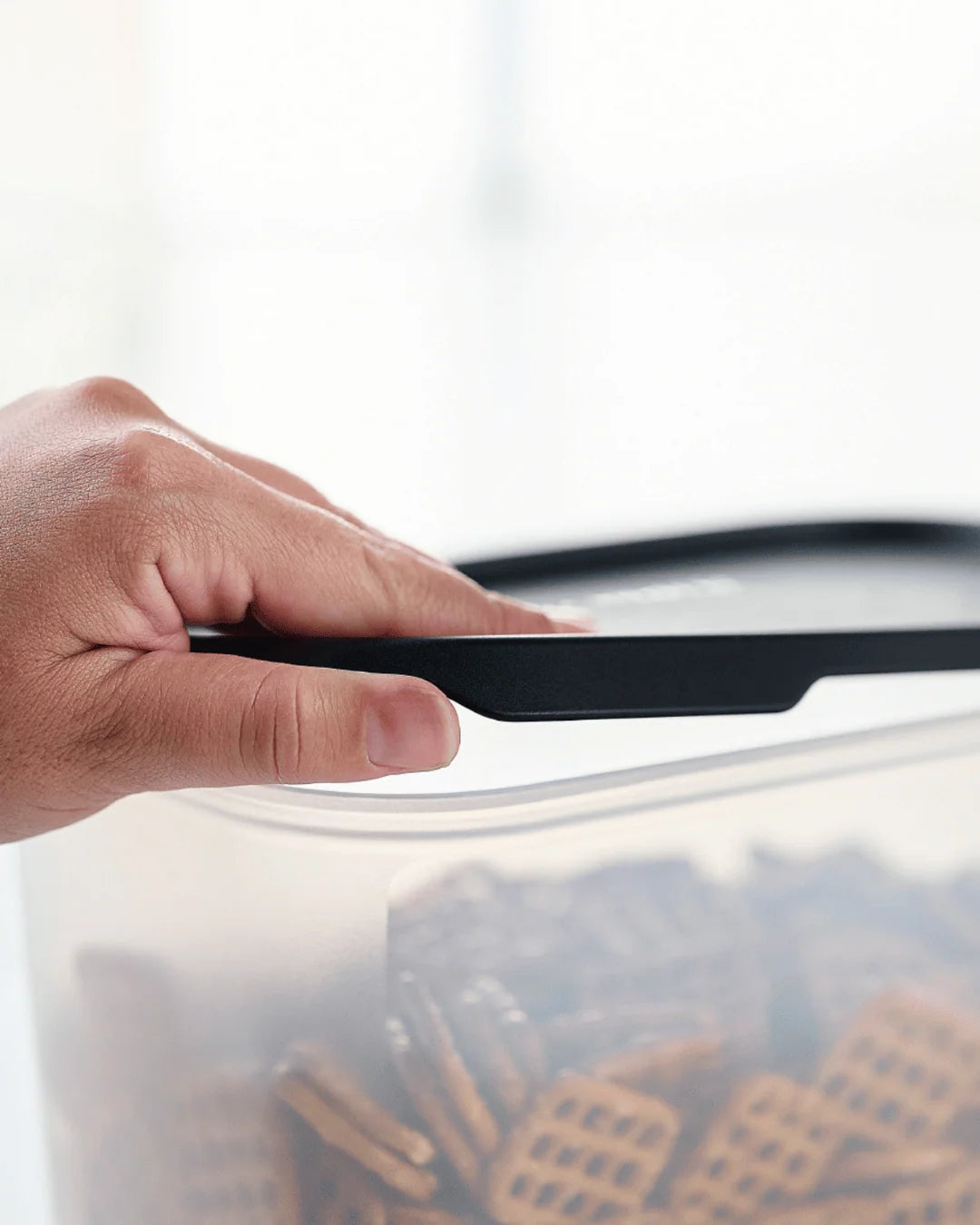 One Touch Fresh Behälter von der Marke Tupperware / Transparente Aufbewahrungsbehälter / mit einer einfachen Berührung fest geschlossen / Hier direkt online kaufen