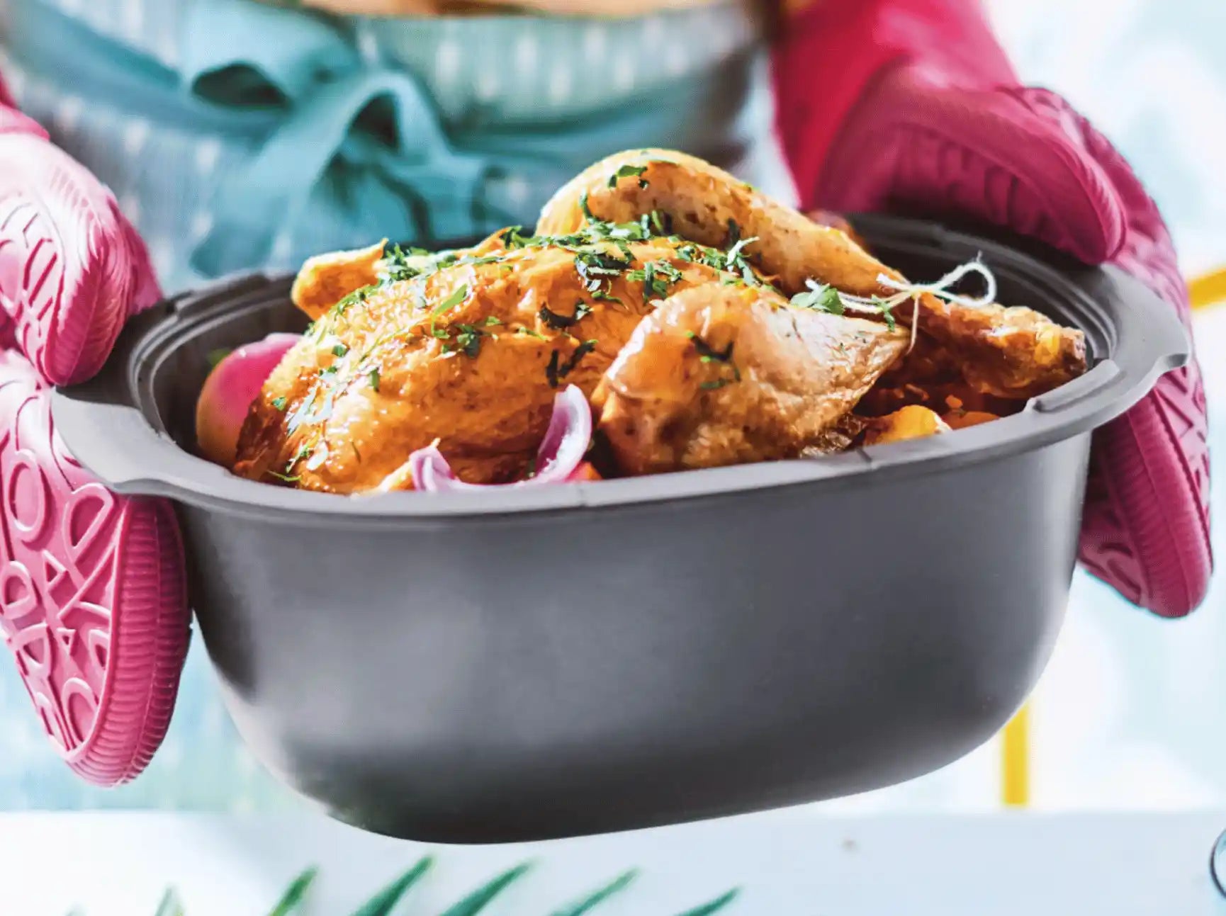 UltraPro Auflaufform von der Marke Tupperware / für Backofen und Mikrowelle / auch Kühl und Gefriergeeignet / leichter als Gusseisen / Hier direkt online kaufen