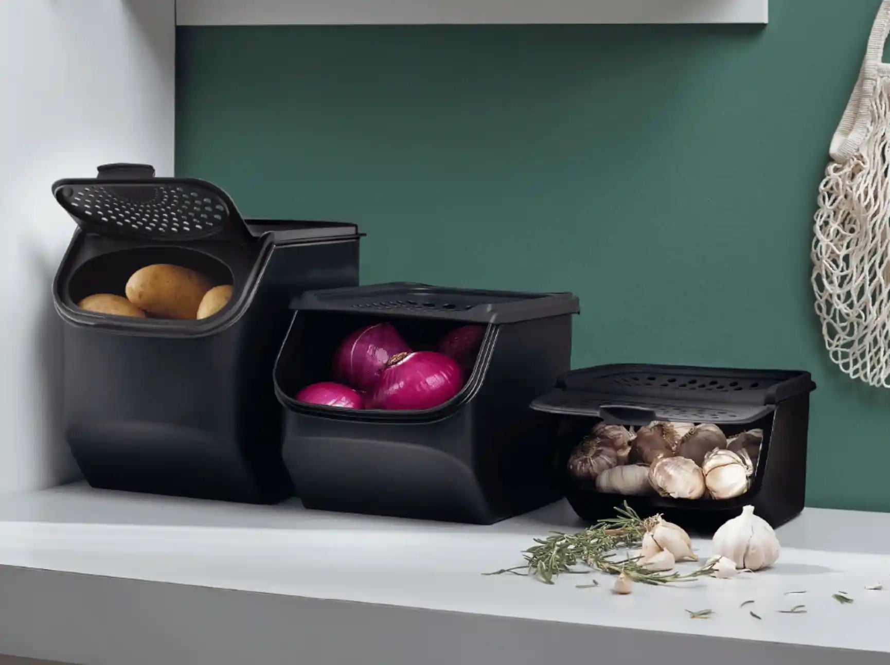 Lager Trio von der Marke Tupperware / Modular Stapelbar / für Zwiebeln, Knoblauch und Kartoffeln / Hier direkt online kaufen 